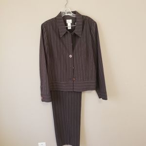 Ladies 2pc pant suit